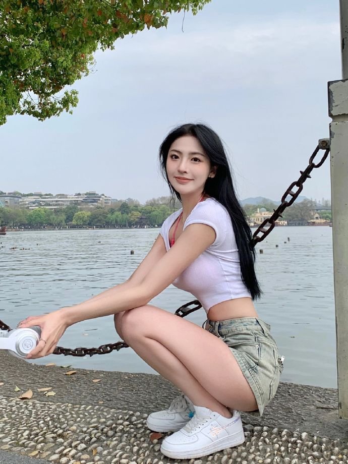 度华年 封面